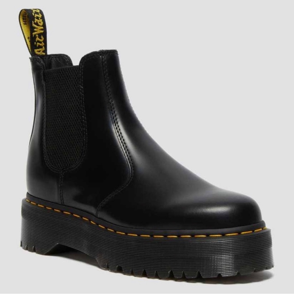 Doc Marten Chelsea Boots